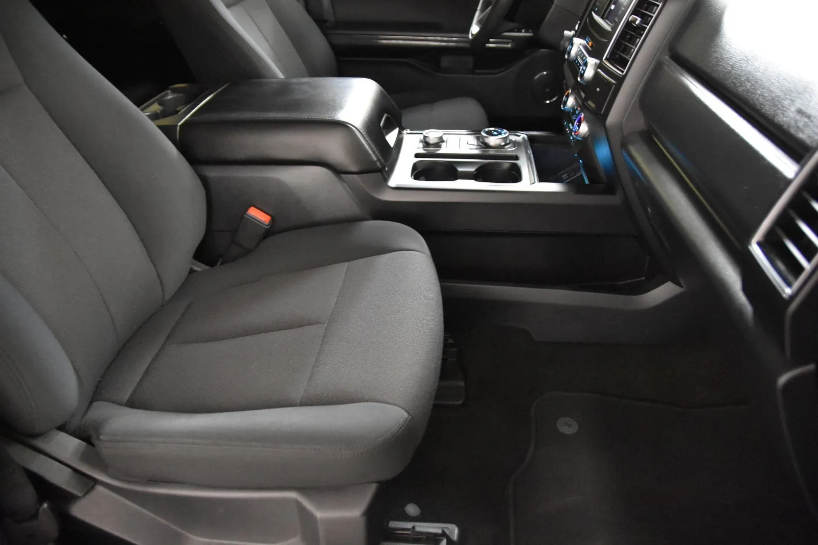 Ford Expedition photo 31