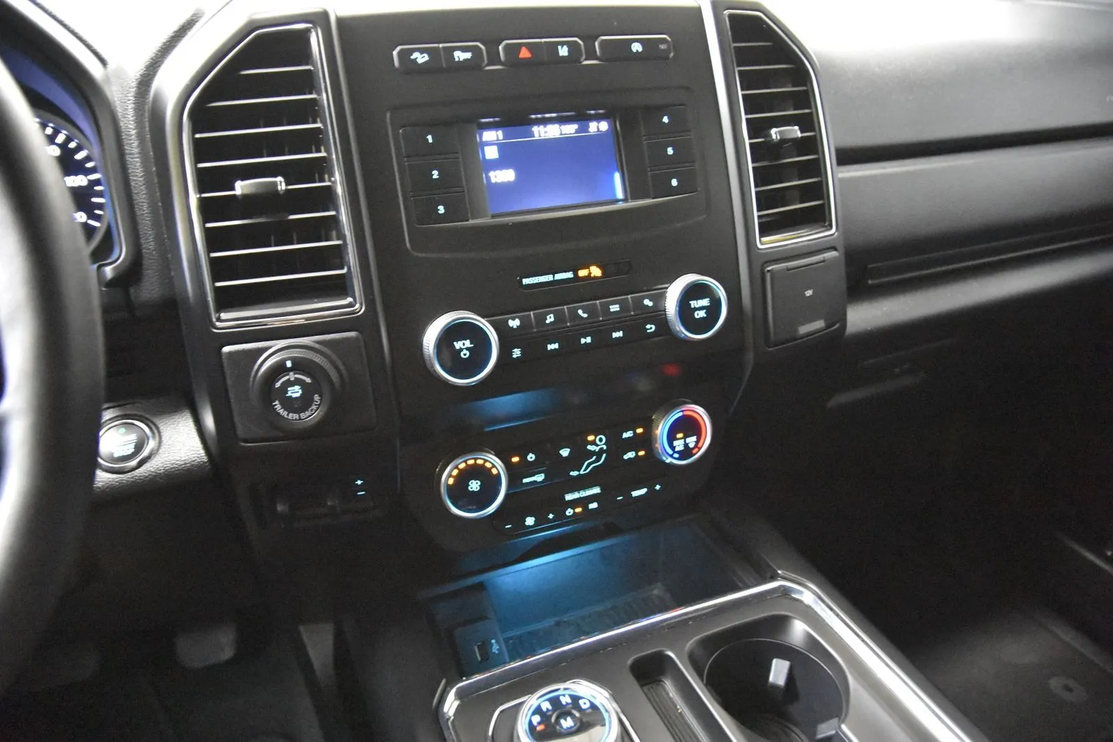 Ford Expedition photo 18