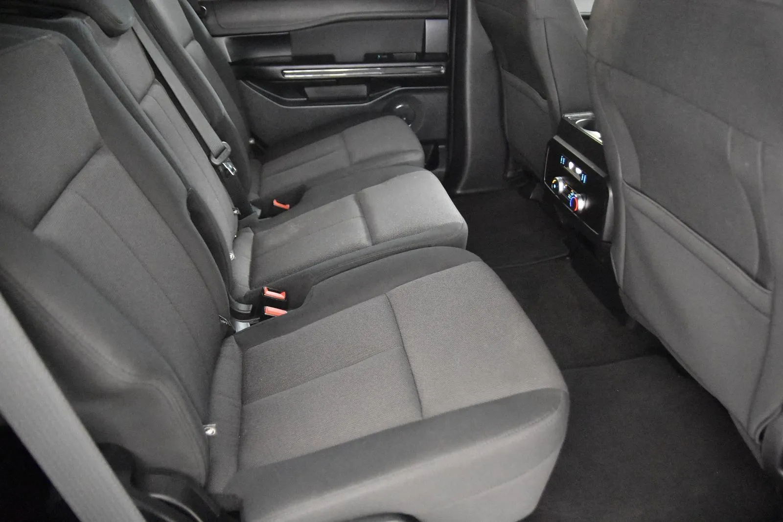 Ford Expedition photo 33