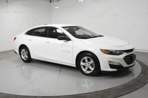 White 2020 Chevrolet Malibu LS for sale in McAllen, TX