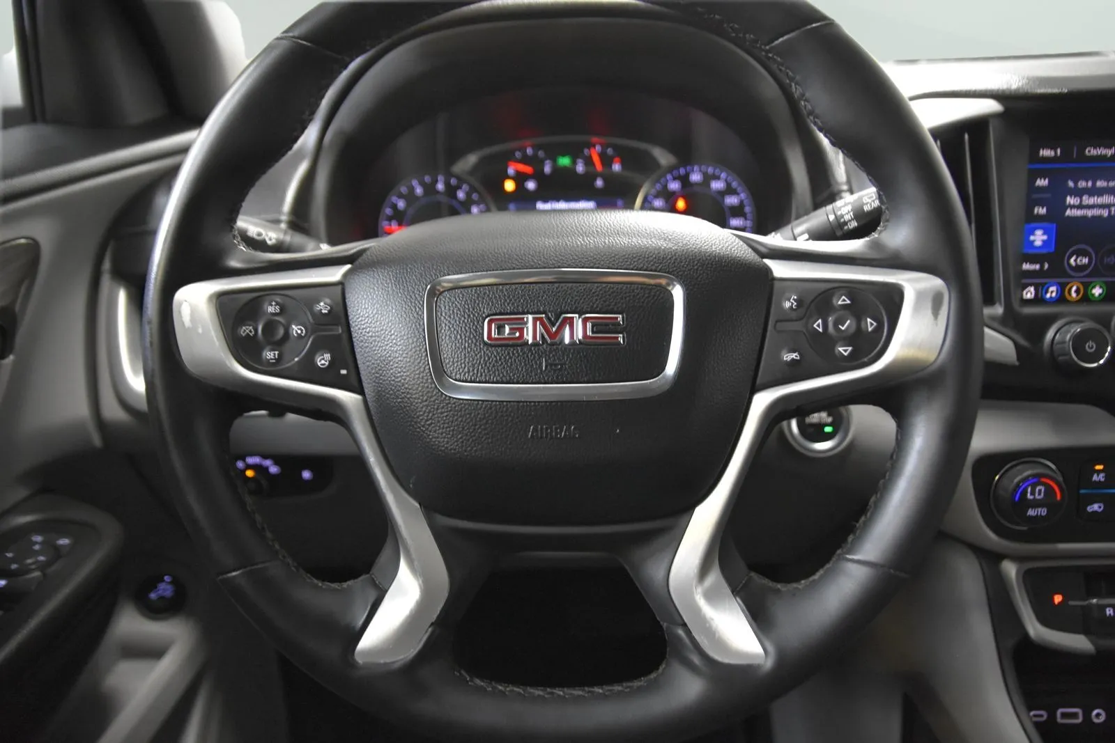 GMC Terrain photo 19
