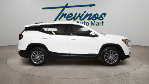 More photos of 2023 GMC Terrain SLT at Trevinos Auto Mart, TX