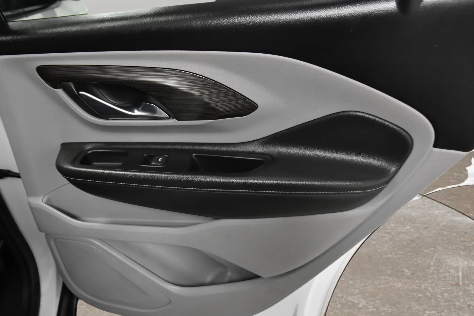 GMC Terrain photo 14