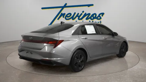 Photos of 2022 Hyundai Elantra SEL for sale in McAllen, TX at Trevinos Auto Mart