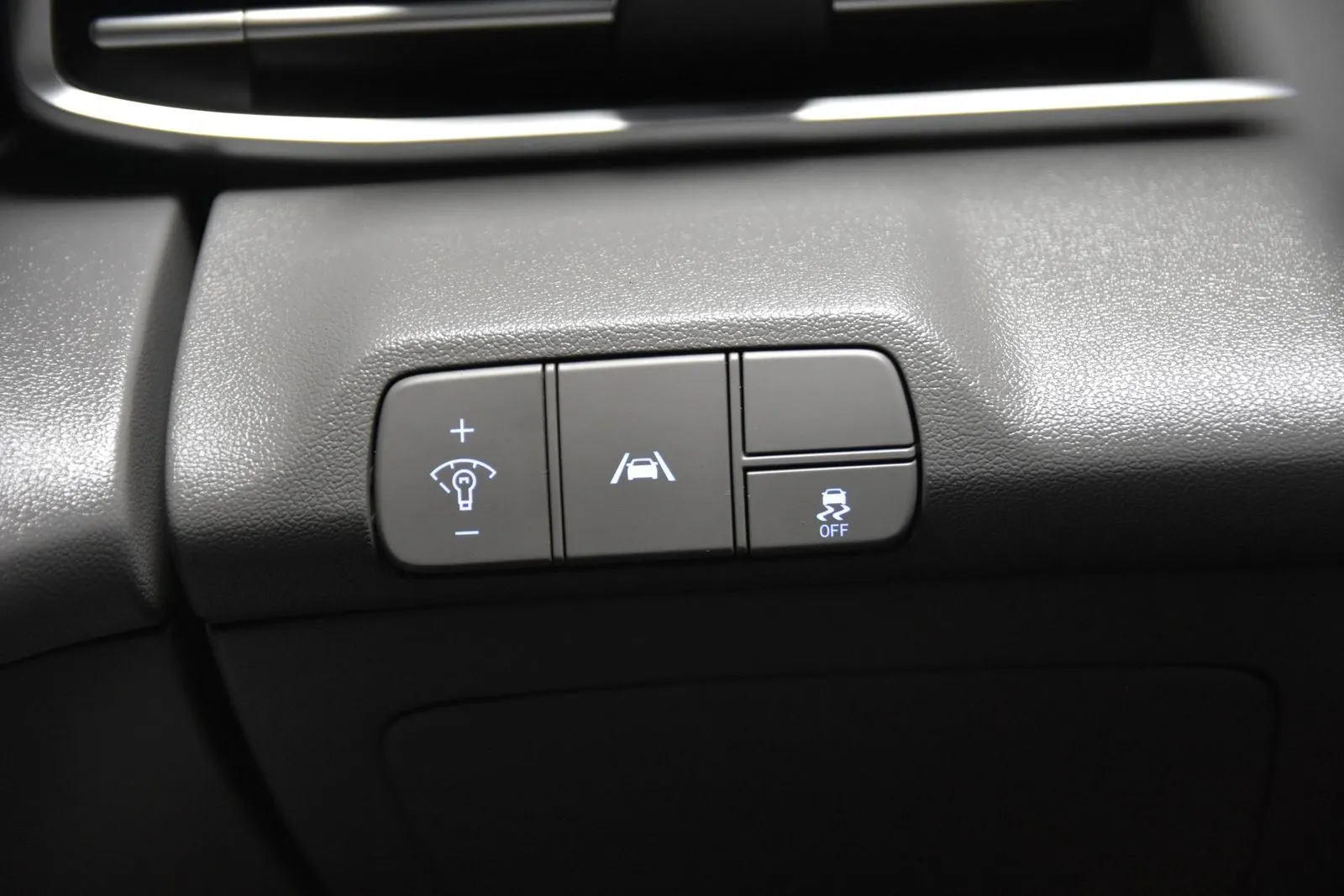 Hyundai Elantra photo 18
