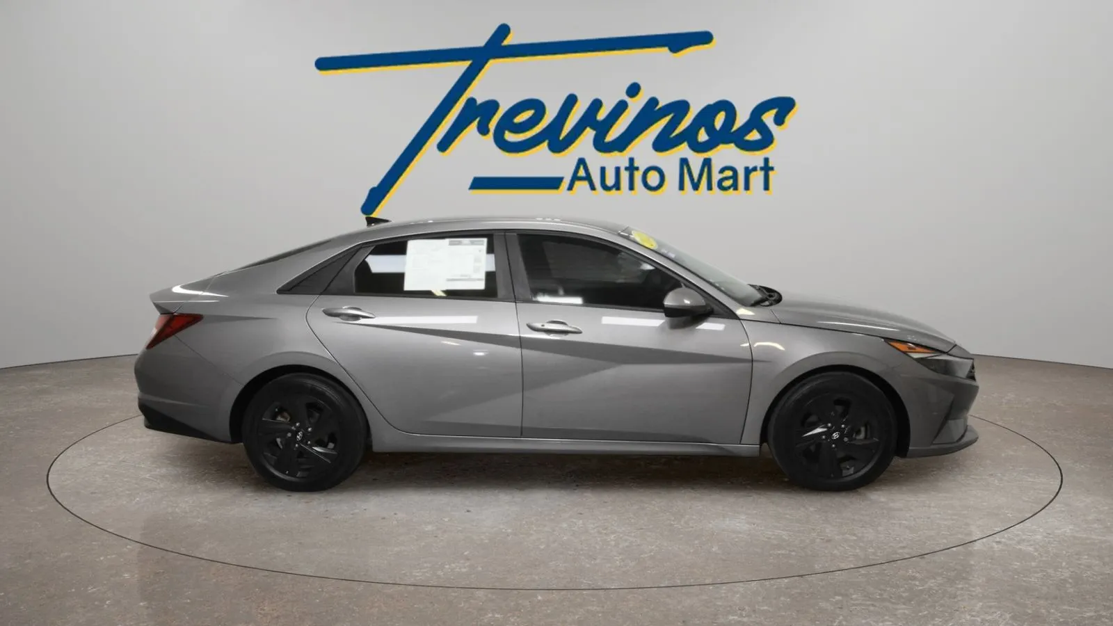 Hyundai Elantra photo 5