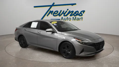 Silver 2022 Hyundai Elantra SEL for sale in McAllen, TX
