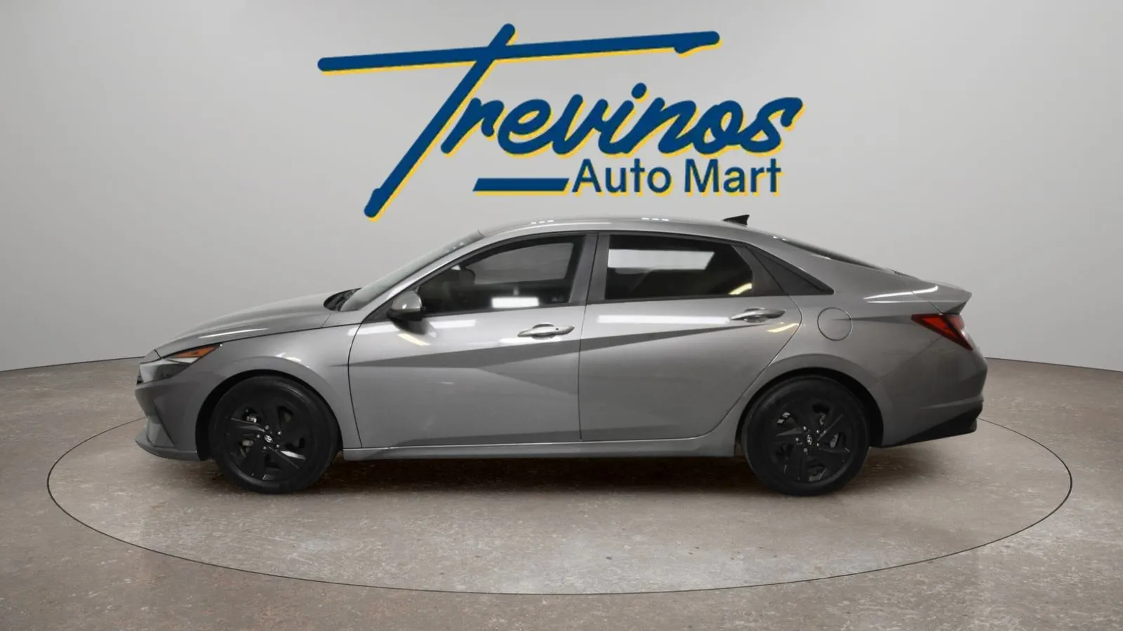 Hyundai Elantra photo 11