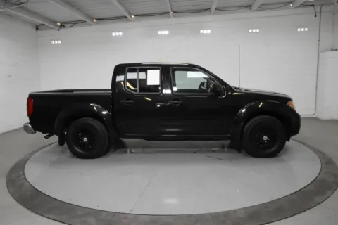 More photos of 2021 Nissan Frontier SV at Trevinos Auto Mart, TX