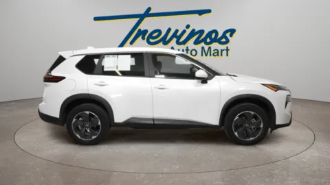 More photos of 2024 Nissan Rogue SV at Trevinos Auto Mart, TX
