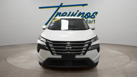 More photos of 2024 Nissan Rogue SV at Trevinos Auto Mart, TX