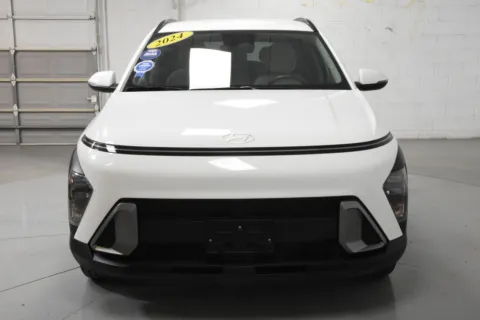 More photos of 2024 Hyundai Kona SEL at Trevinos Auto Mart, TX