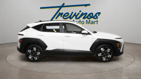 More photos of 2024 Hyundai Kona SEL at Trevinos Auto Mart, TX