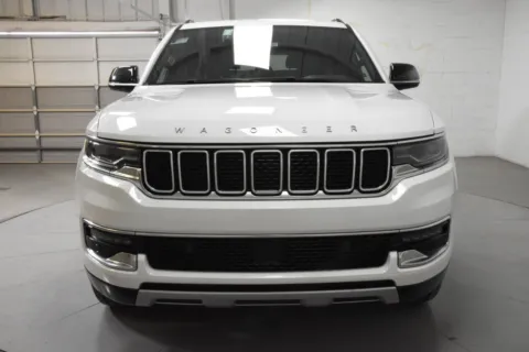 More photos of 2024 Jeep Wagoneer Series II at Trevinos Auto Mart, TX