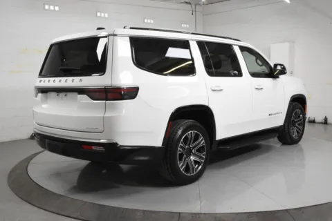 Photos of 2024 Jeep Wagoneer Series II for sale in McAllen, TX at Trevinos Auto Mart