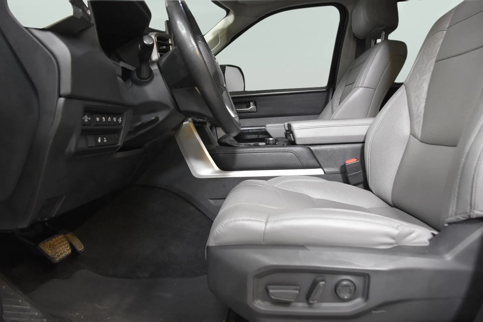 Toyota Tundra photo 9