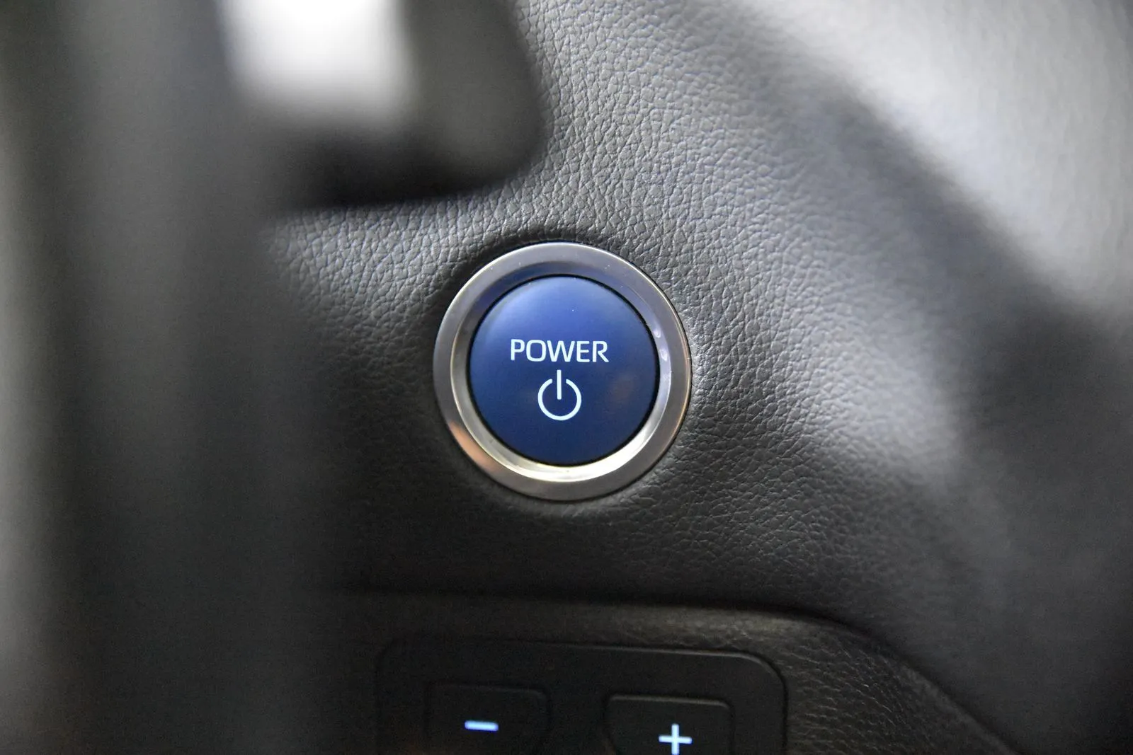 Toyota Tundra photo 25