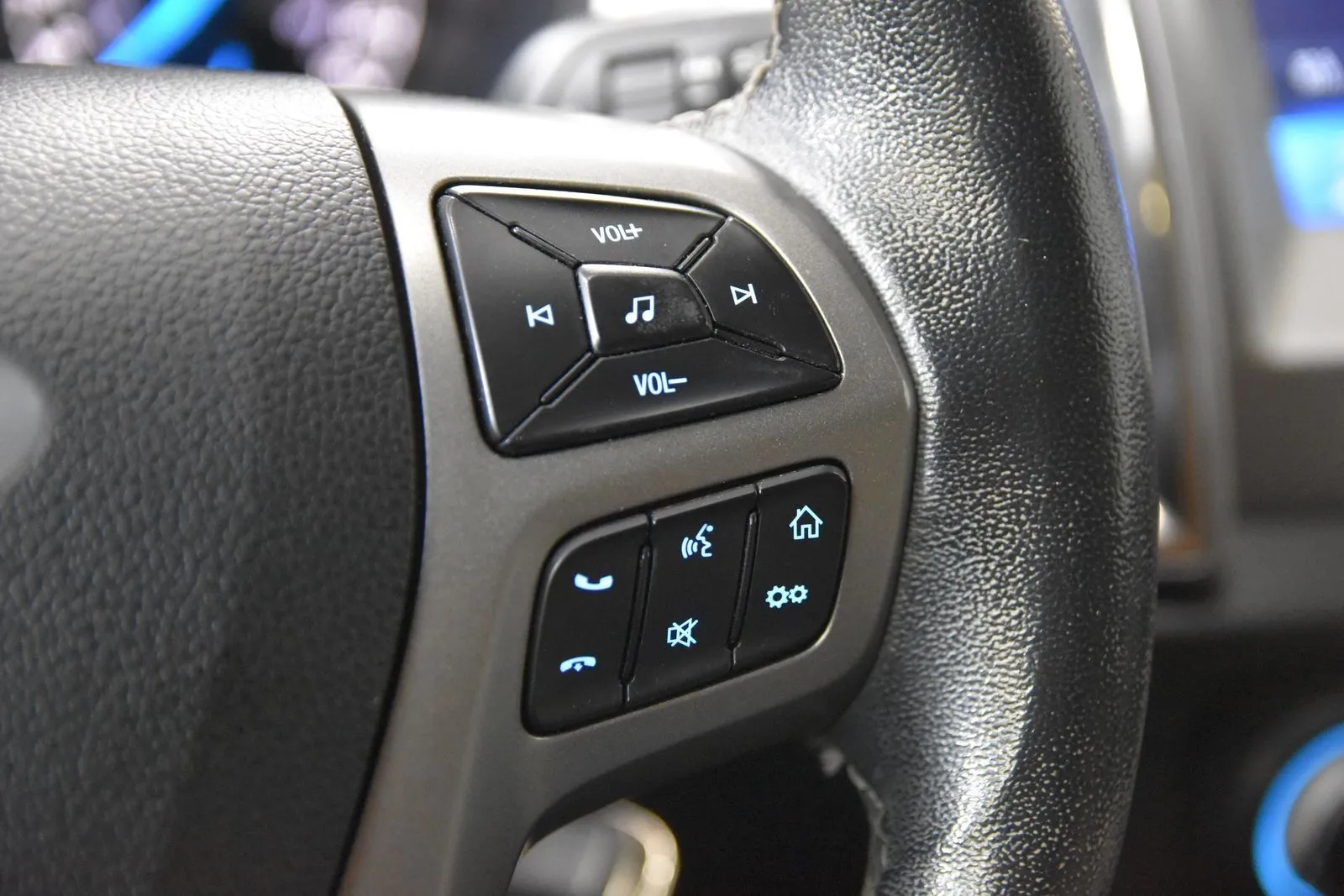 Ford Ranger photo 16