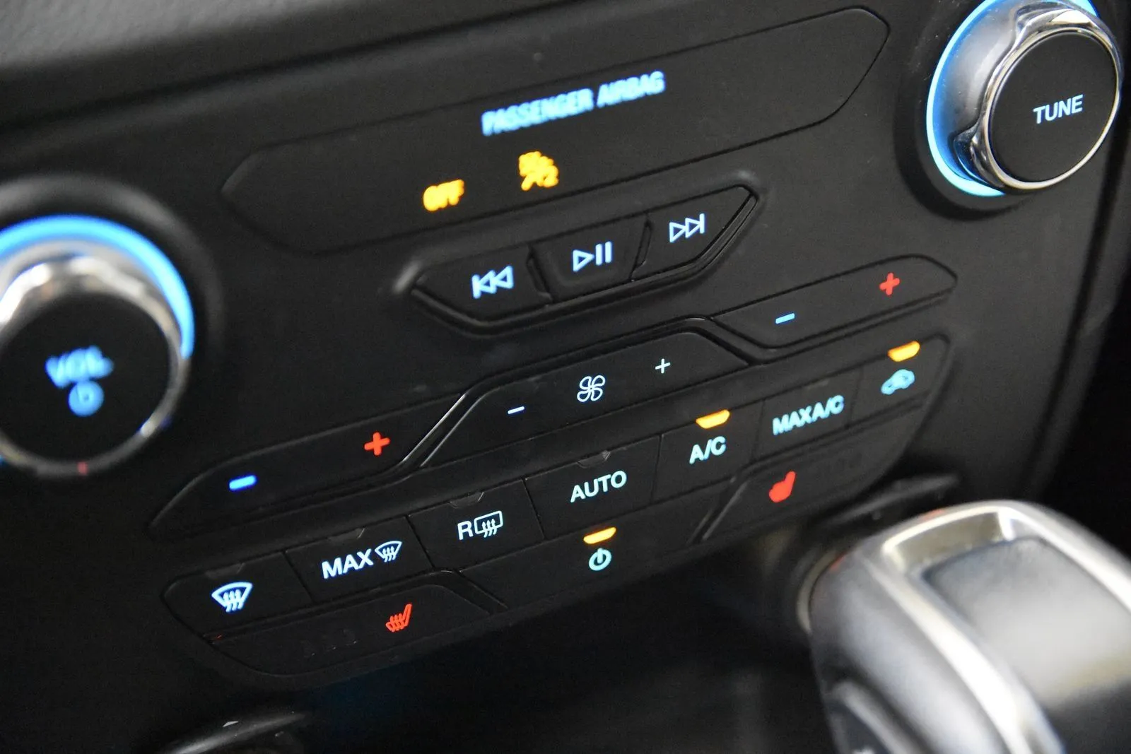 Ford Ranger photo 22