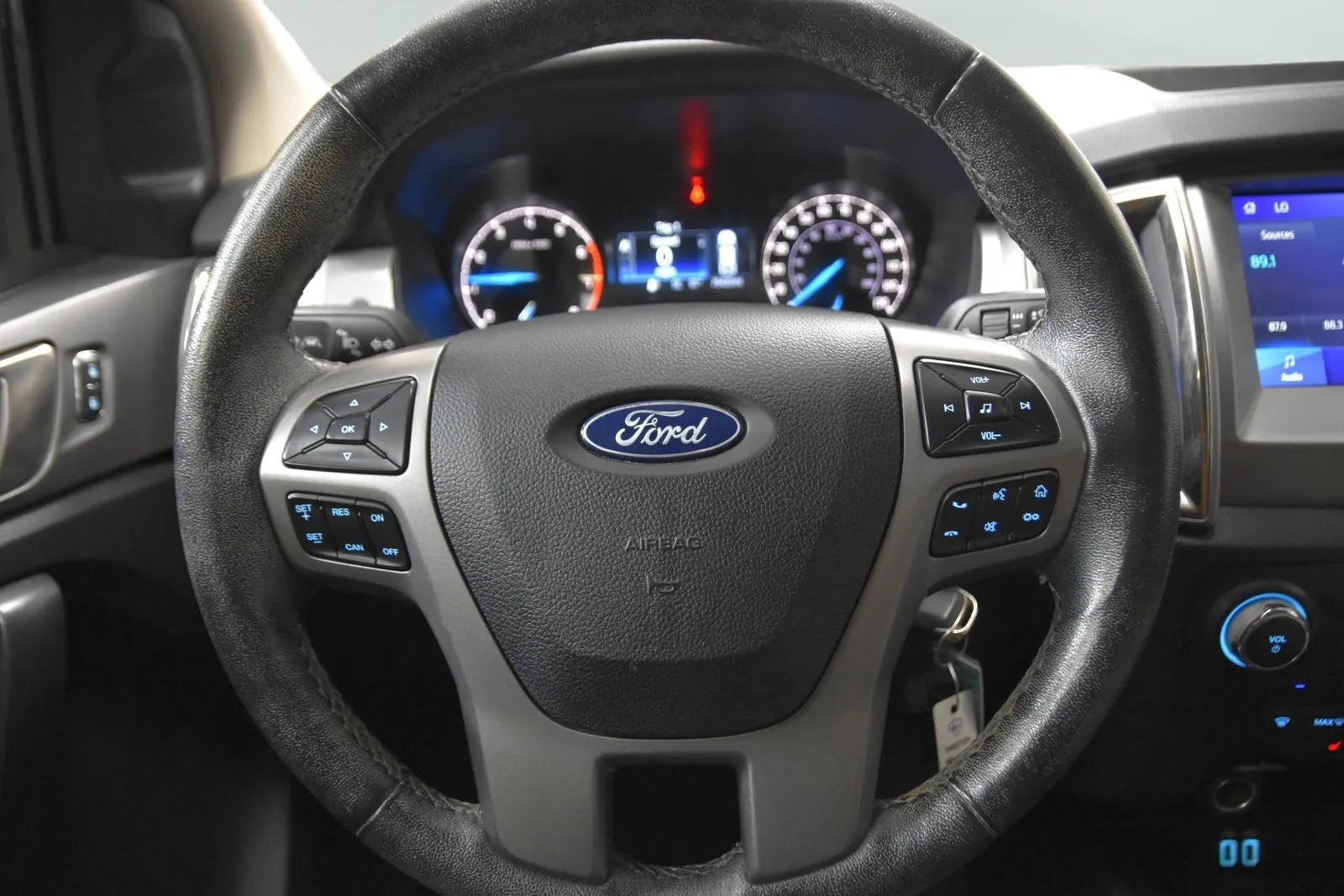 Ford Ranger photo 14