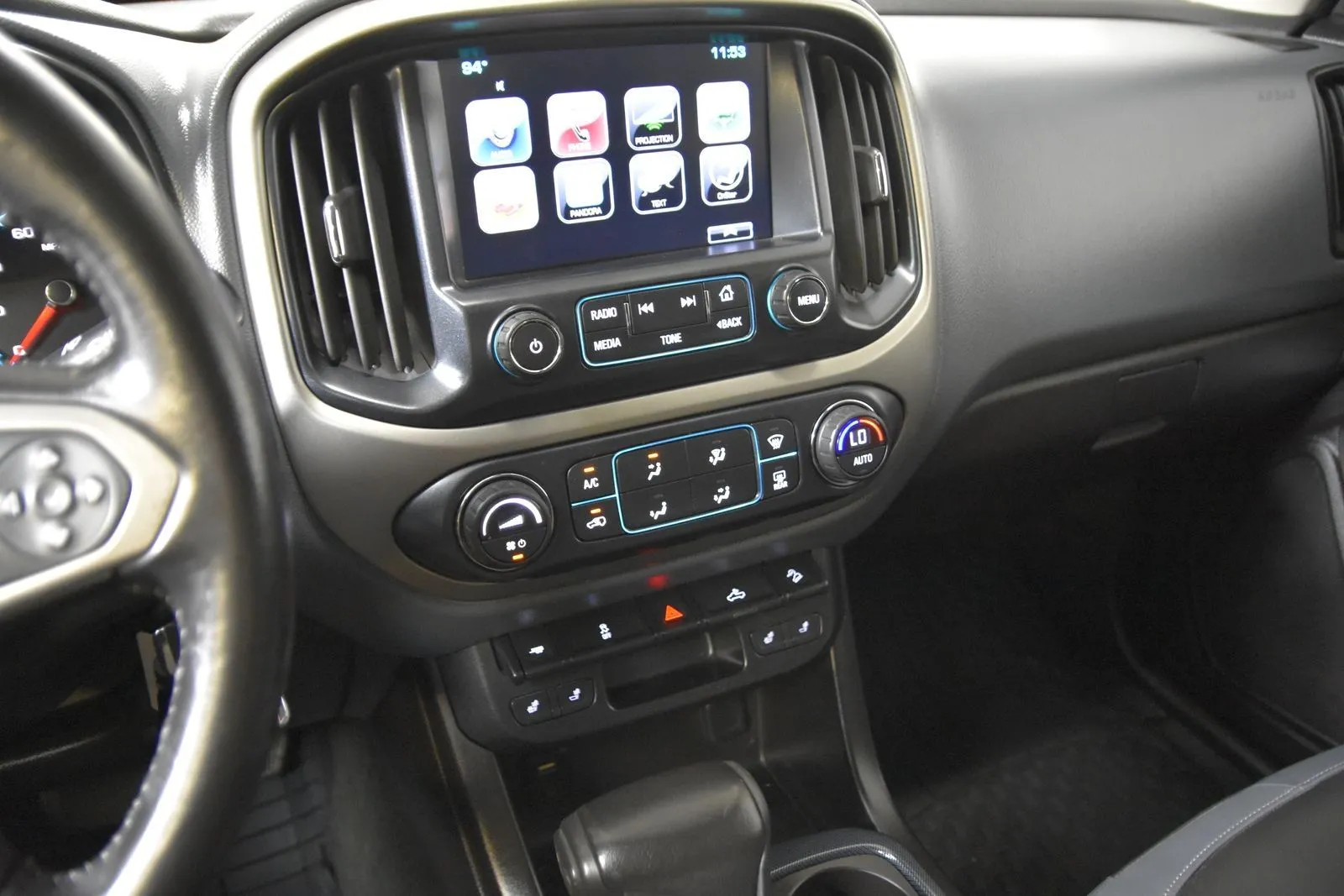 Chevrolet Colorado photo 19
