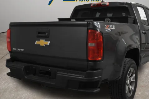 Another view of 2016 Chevrolet Colorado Z71 for sale in McAllen, TX at Trevinos Auto Mart