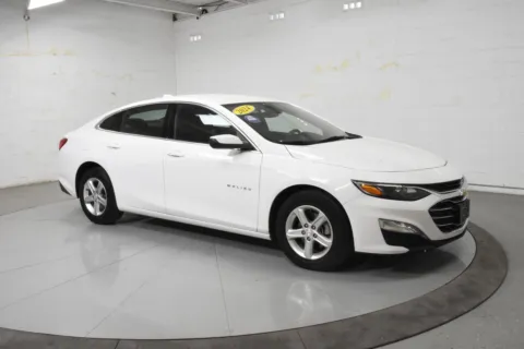 White 2024 Chevrolet Malibu LT for sale in McAllen, TX
