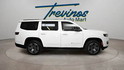 More photos of 2024 Jeep Wagoneer Series II at Trevinos Auto Mart, TX
