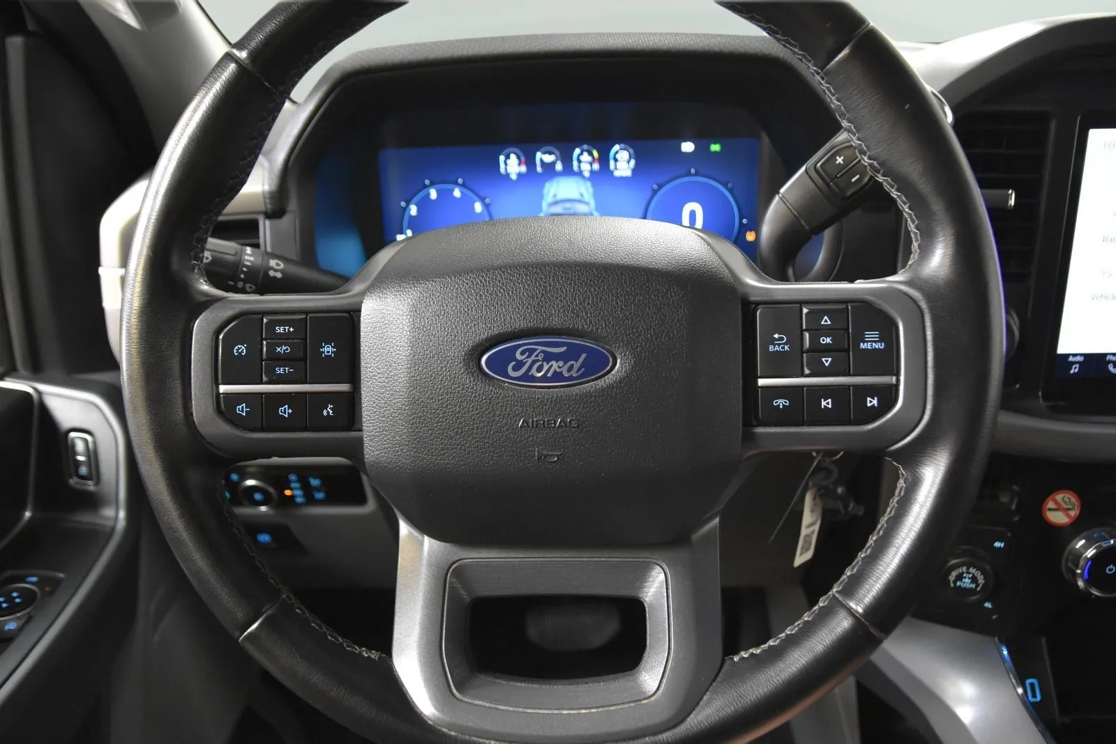 Ford F-150 photo 12