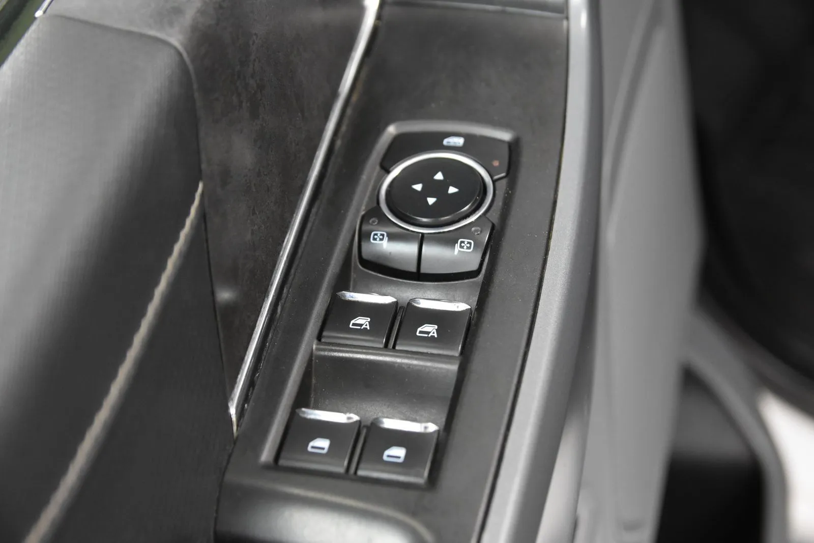 Ford F-150 photo 11