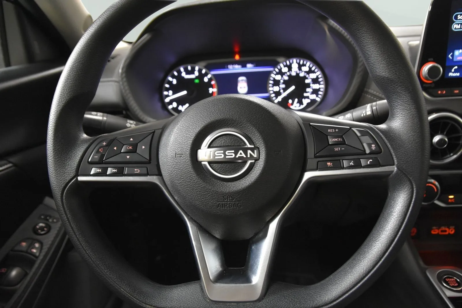 Nissan Sentra photo 14