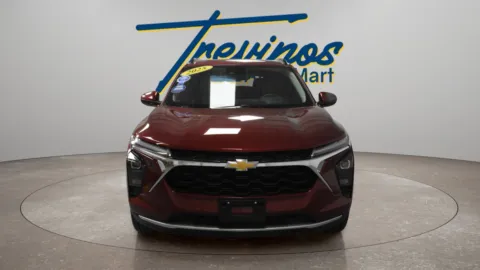 More photos of 2025 Chevrolet Trax LT at Trevinos Auto Mart, TX