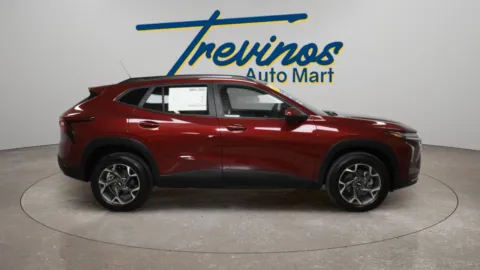 More photos of 2025 Chevrolet Trax LT at Trevinos Auto Mart, TX