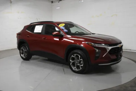 Red 2025 Chevrolet Trax LT for sale in McAllen, TX