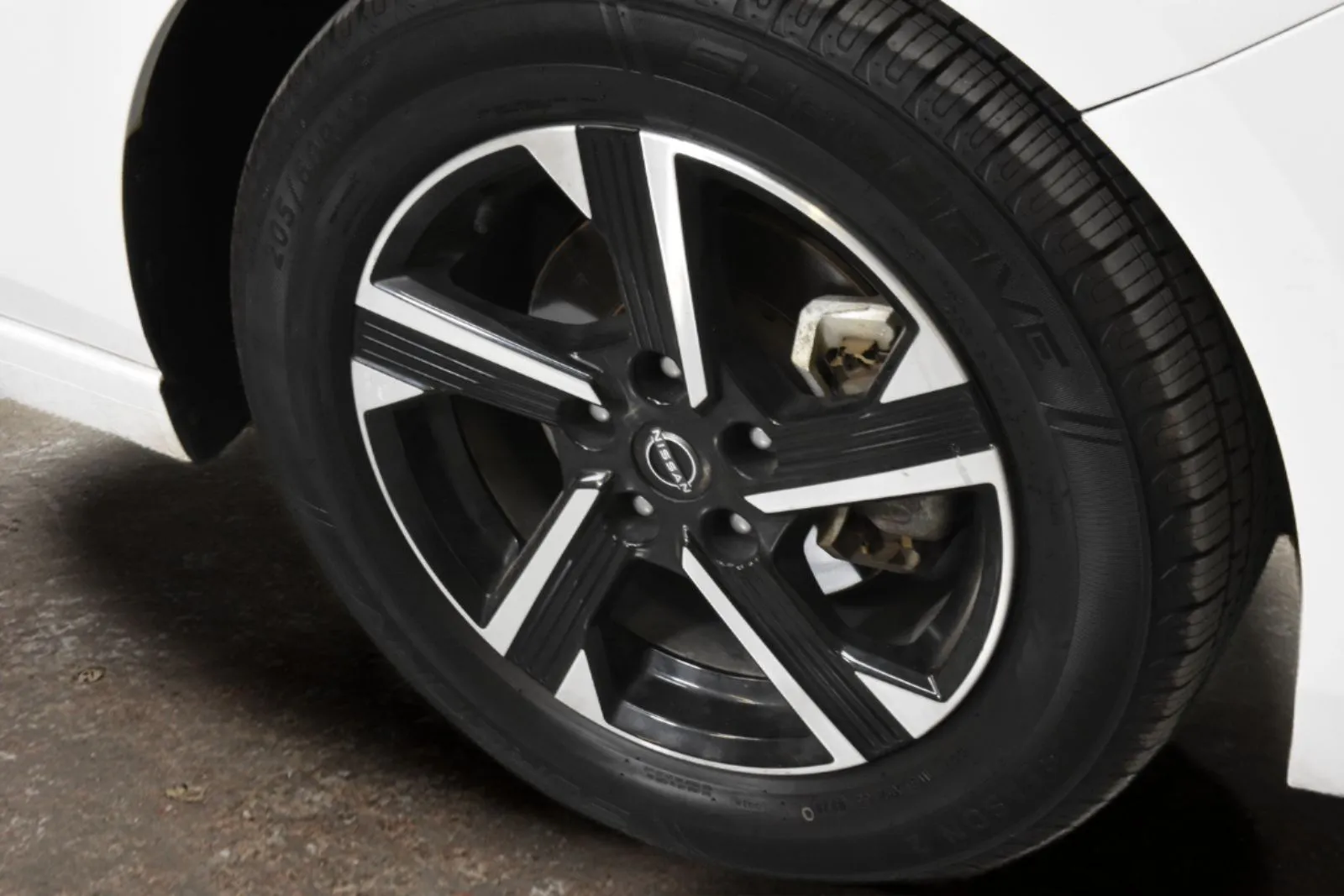 Nissan Sentra photo 6