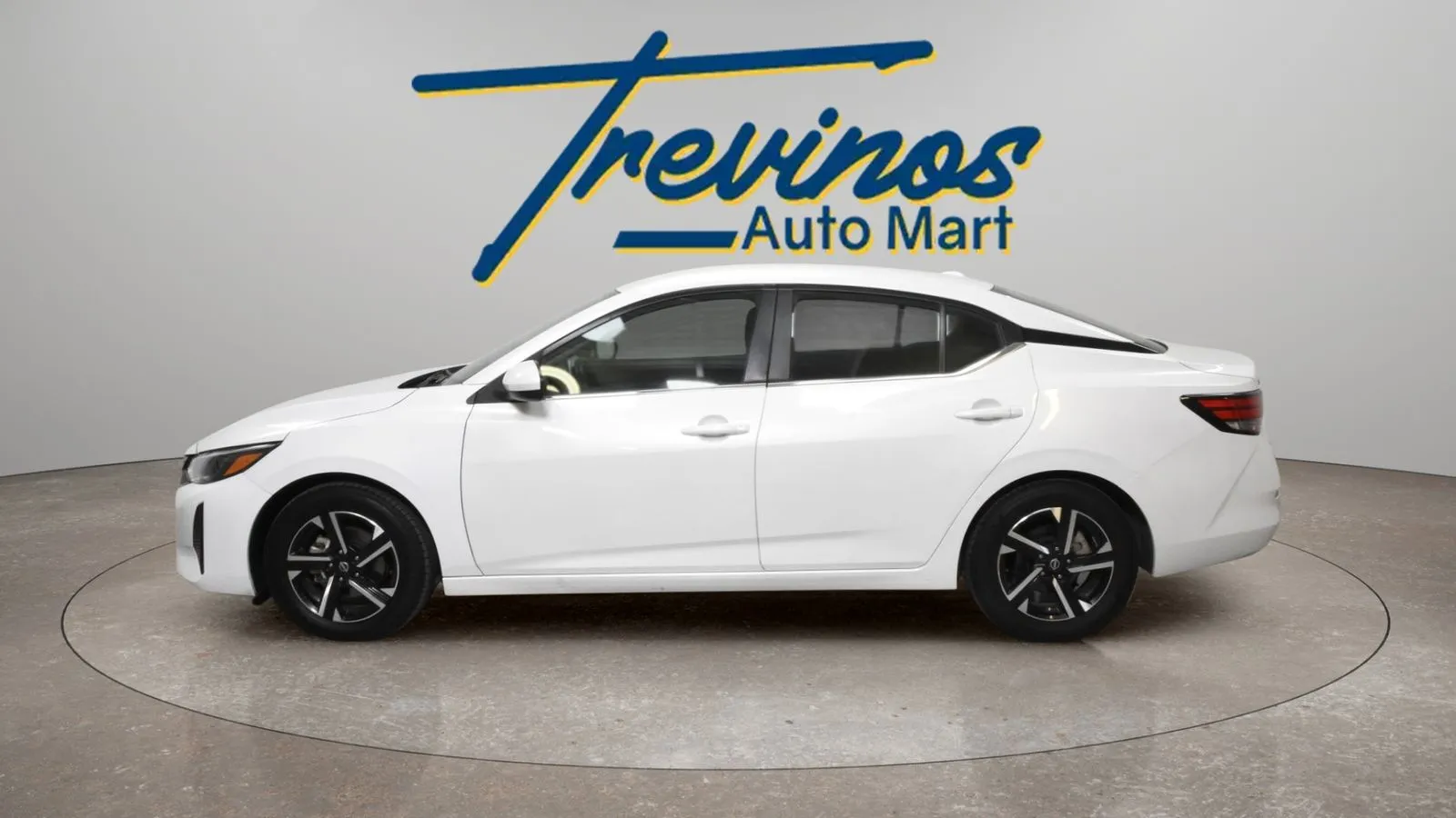 Nissan Sentra photo 10