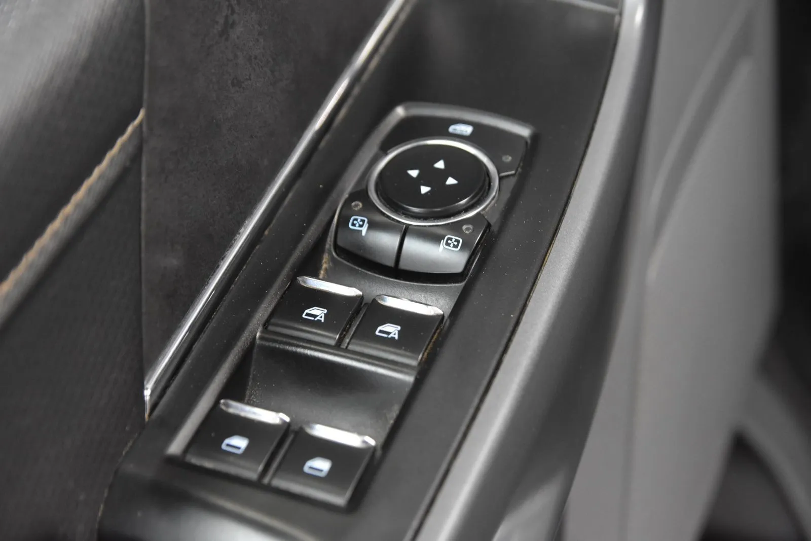 Ford F-150 photo 11