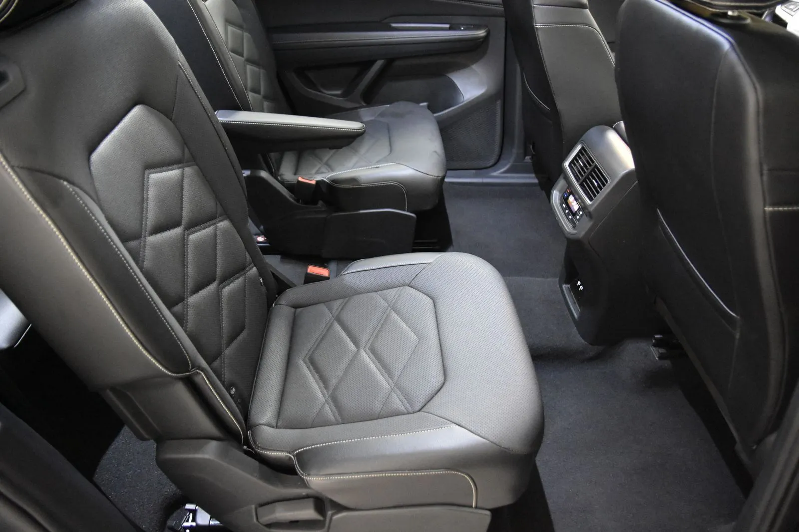 Volkswagen Atlas photo 32
