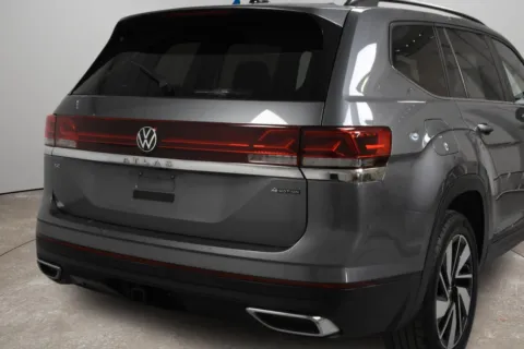 Another view of 2024 Volkswagen Atlas 2.0T SE w/Technology for sale in McAllen, TX at Trevinos Auto Mart
