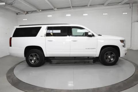 More photos of 2020 Chevrolet Suburban LT at Trevinos Auto Mart, TX