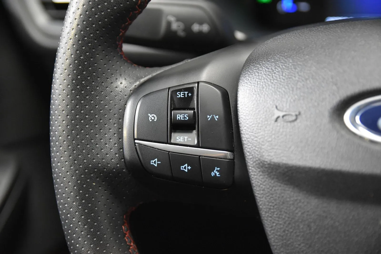 Ford Escape photo 15