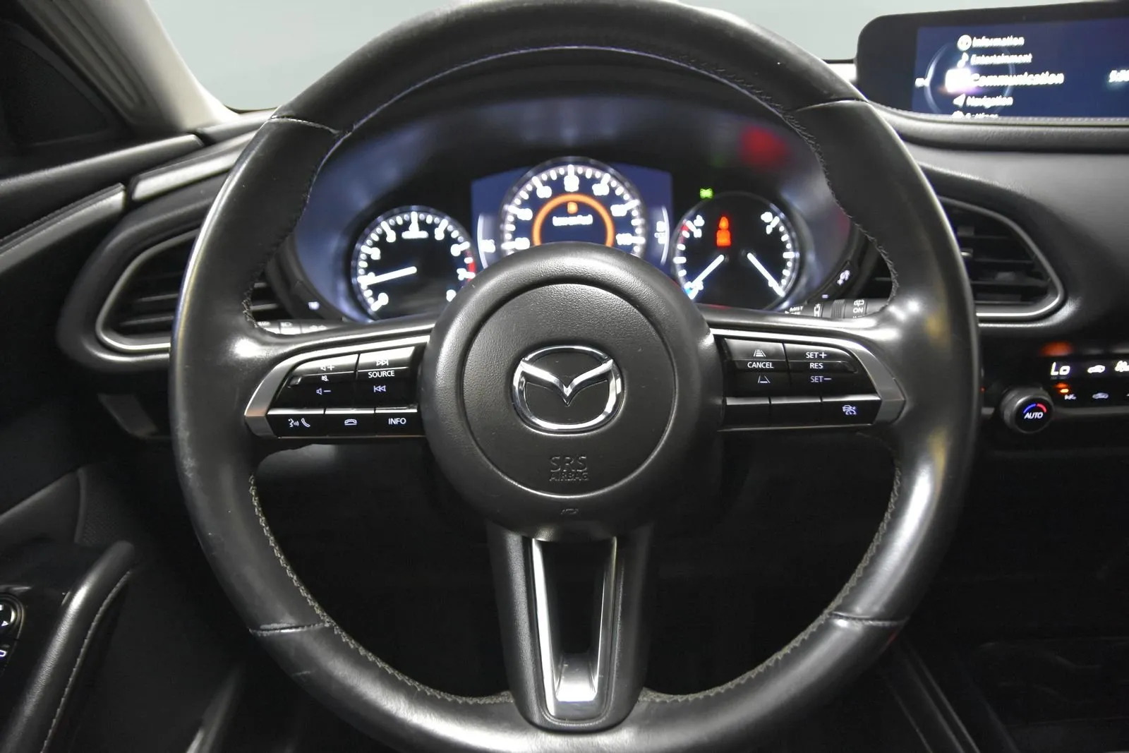 Mazda CX-30 photo 14