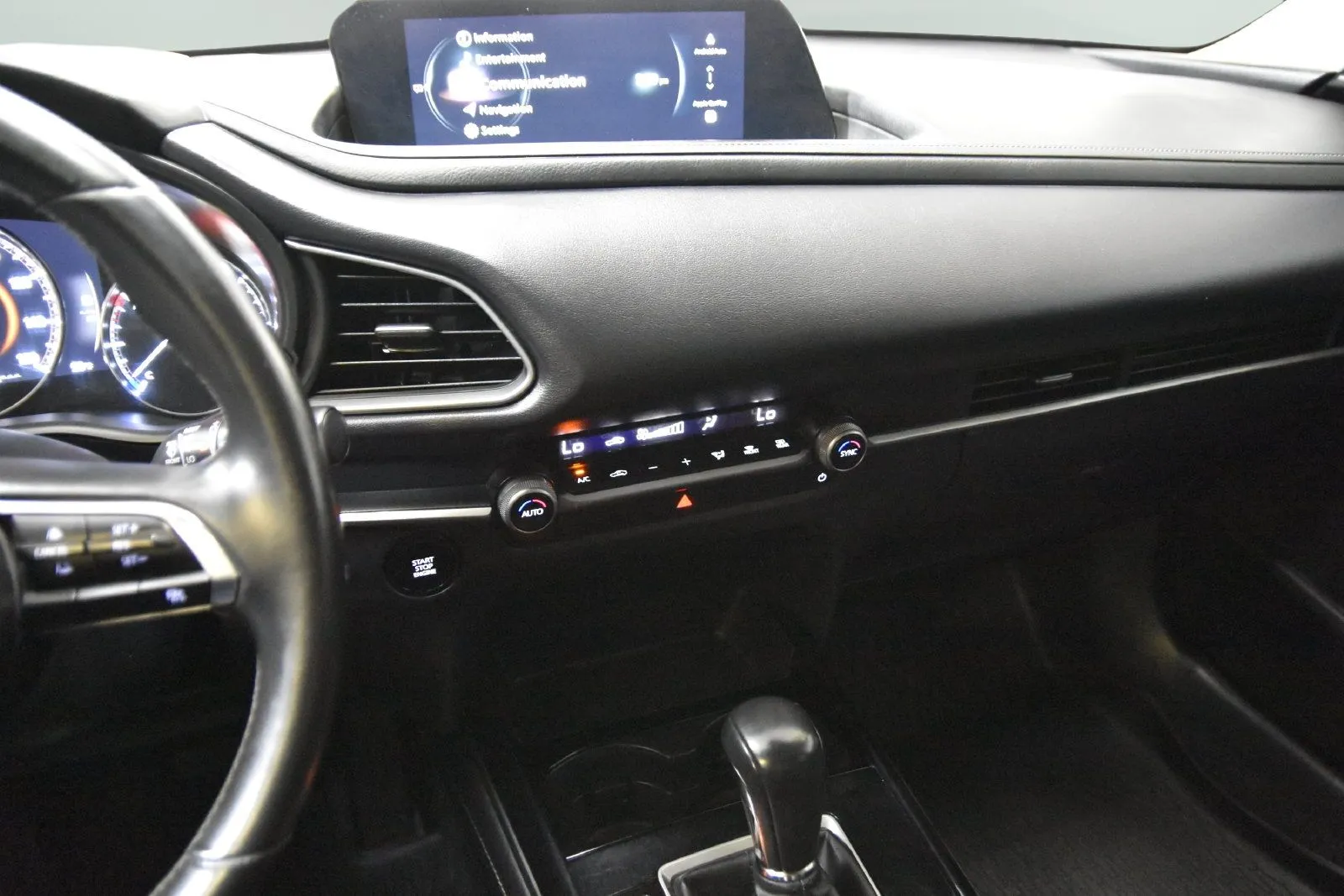 Mazda CX-30 photo 19