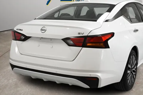 Another view of 2024 Nissan Altima 2.5 SV for sale in McAllen, TX at Trevinos Auto Mart