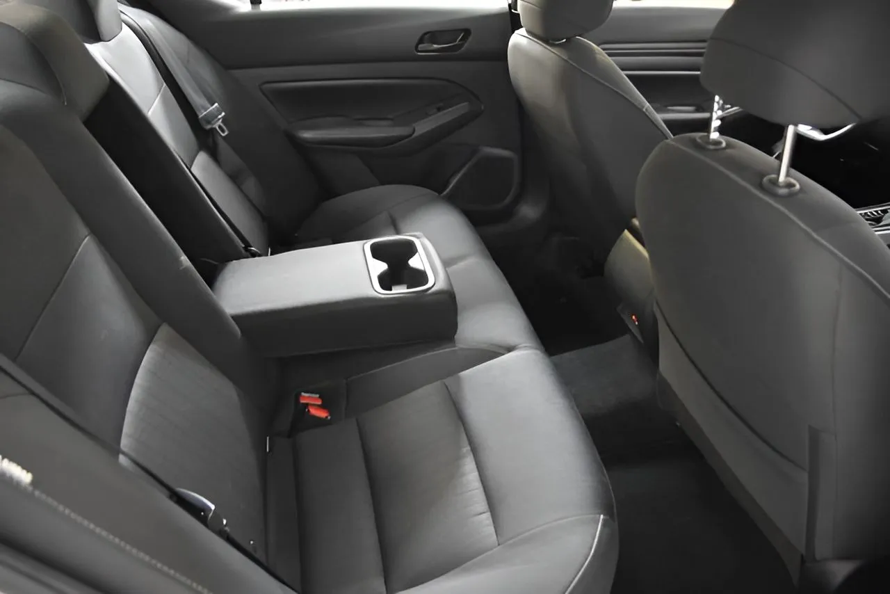 Nissan Altima photo 28