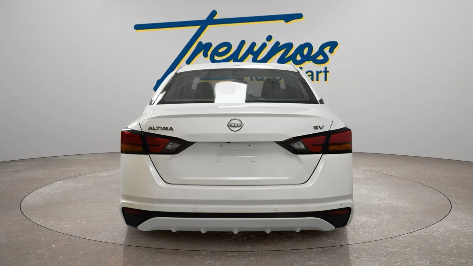 Nissan Altima photo 9
