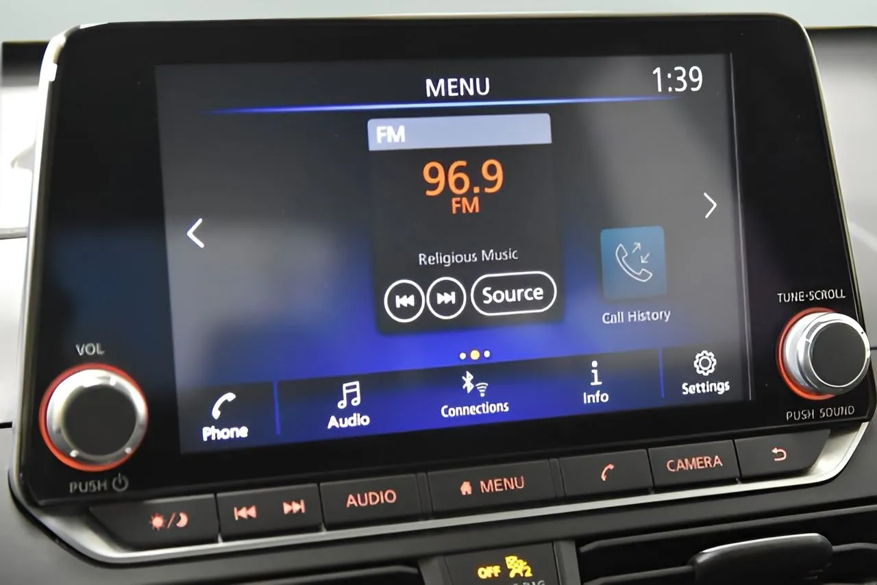Nissan Altima photo 18