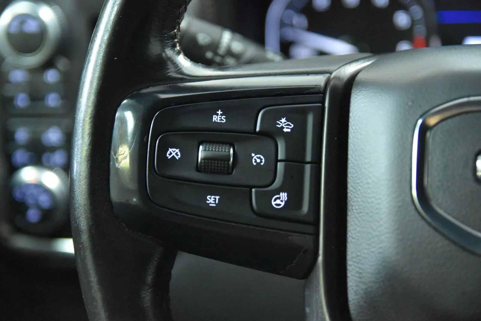 GMC Sierra photo 16