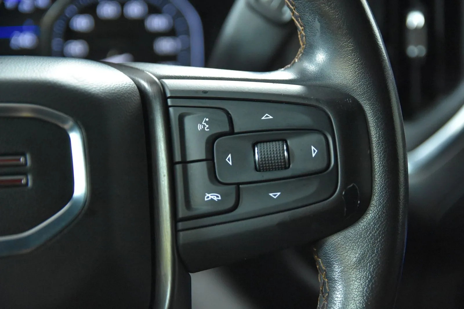 GMC Sierra photo 17