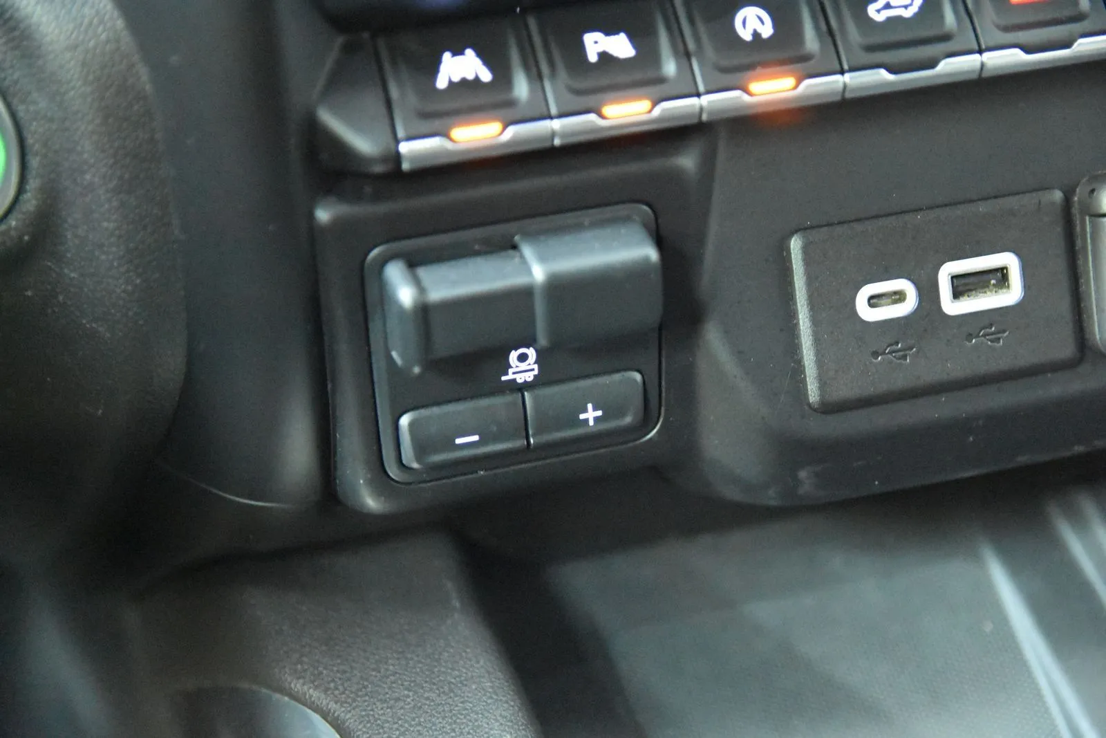 GMC Sierra photo 27